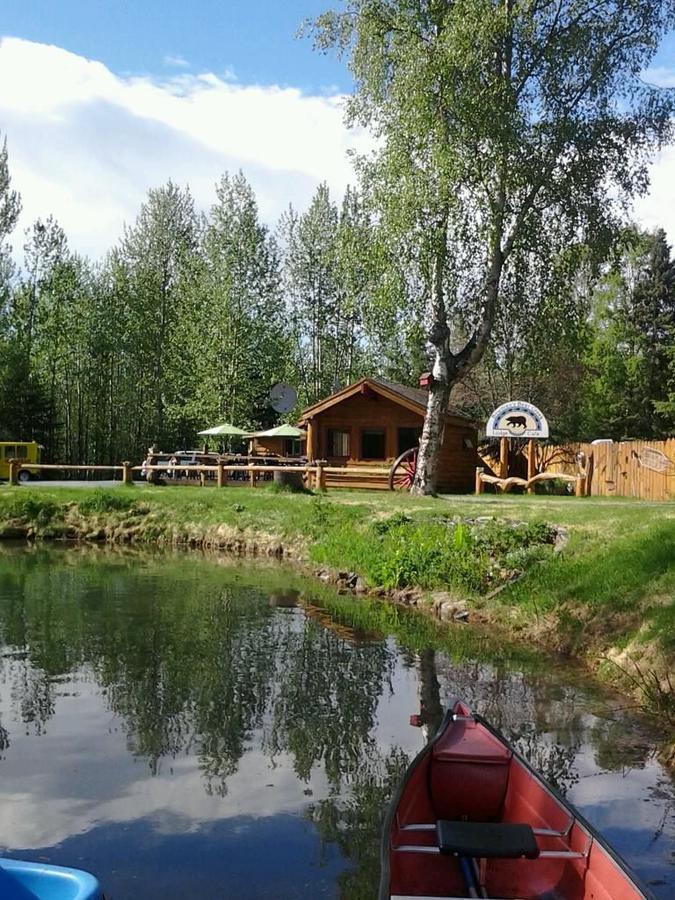 Bowman'S Bearcreek Lodge Hope Exterior photo